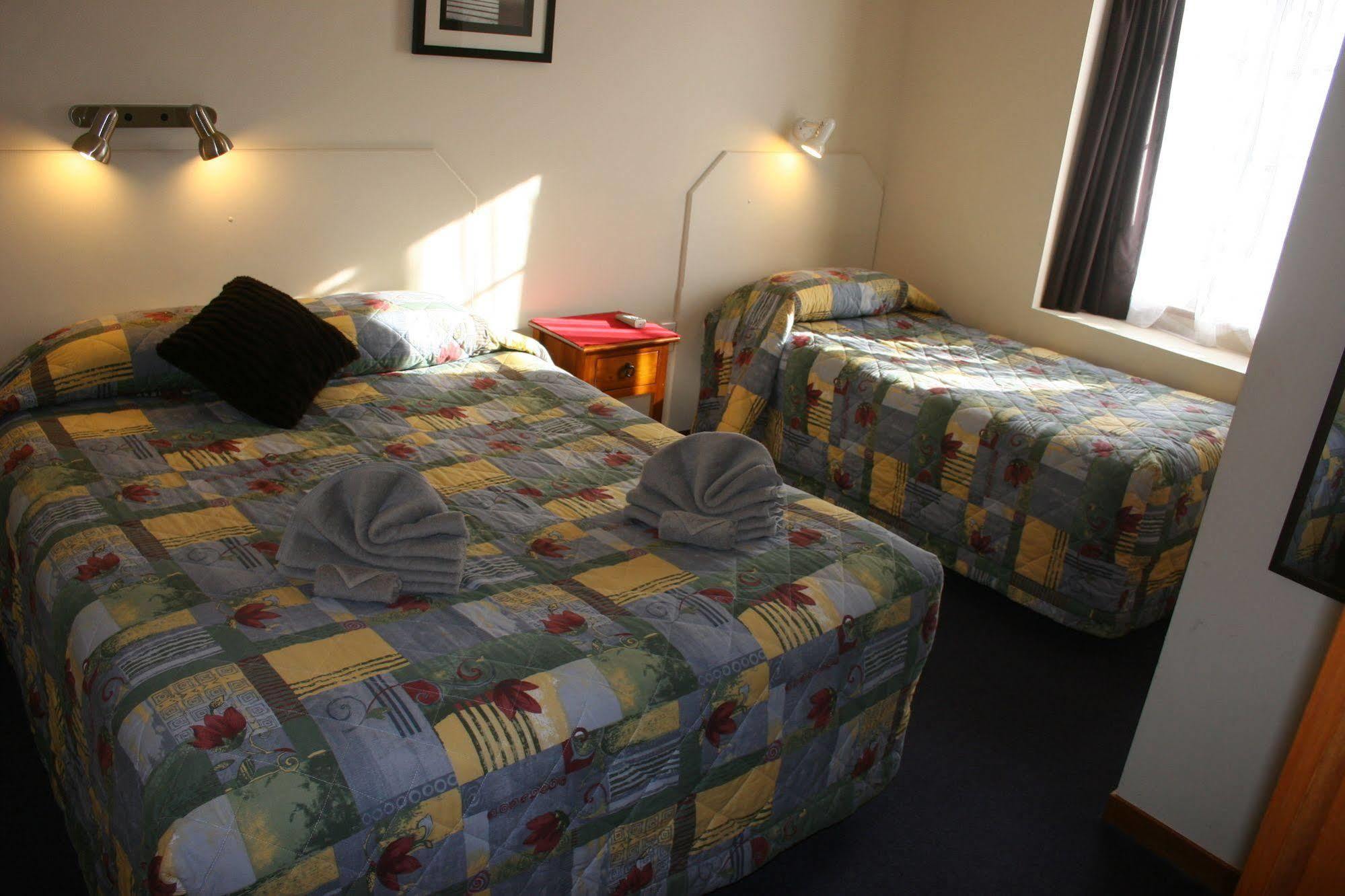 Garden Motel Dunedin Bagian luar foto